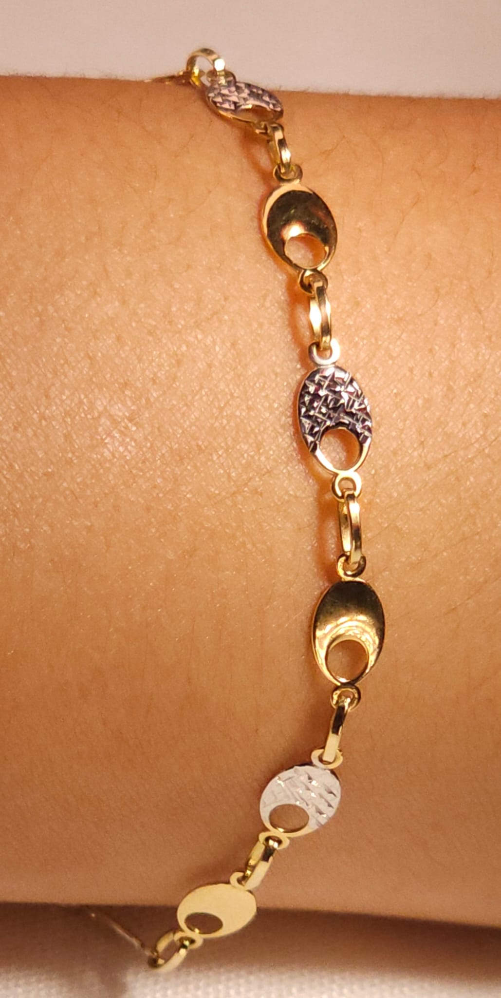 Bracelet Oro plana en 2 tonos.