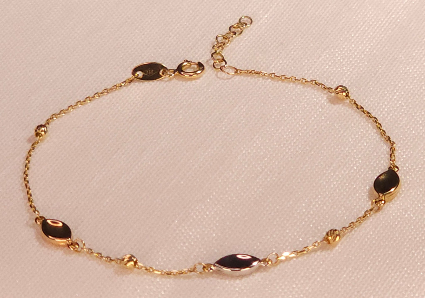 Bracelet Esferas Oro en 3 Colores.