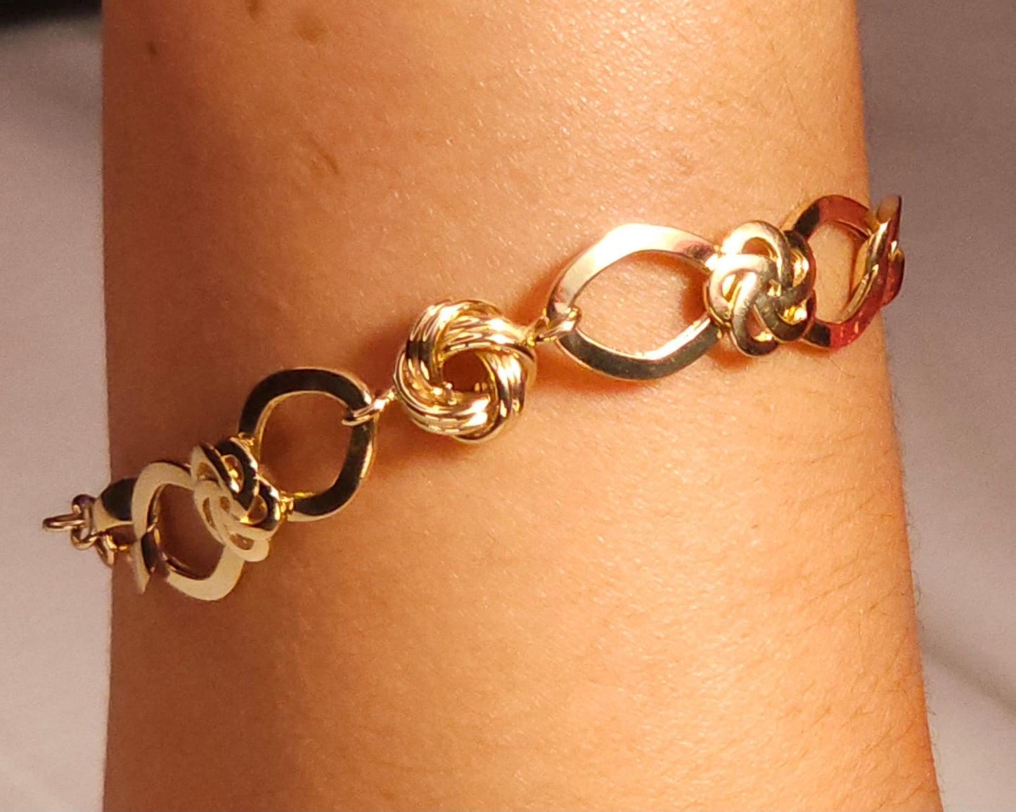 Bracelet Donatella con nudo.