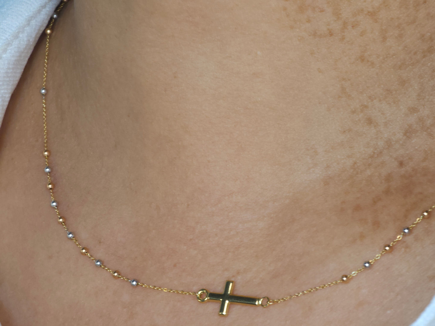 Cadena Choker Rosario Gold 3 tones.