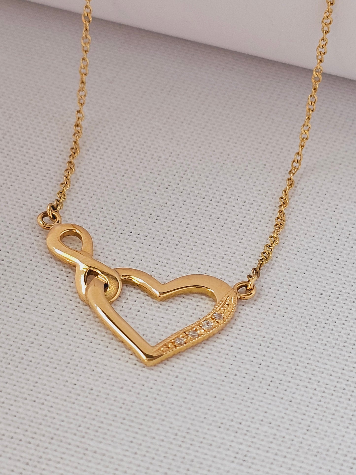 18k gold Infinit Love