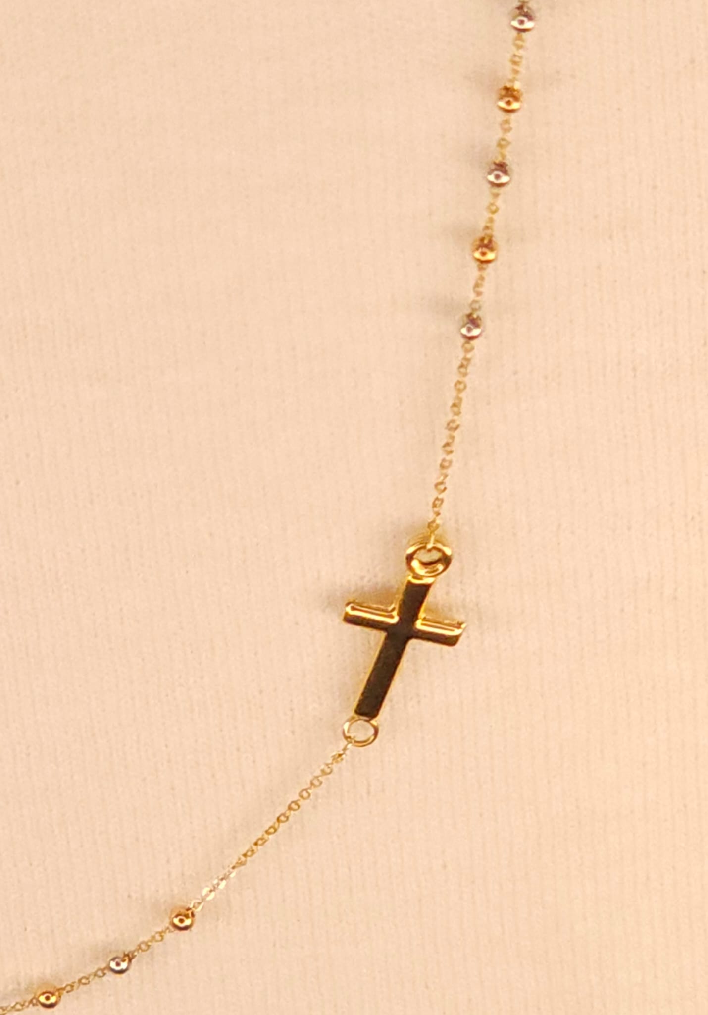 Cadena Choker Rosario Gold 3 tones.