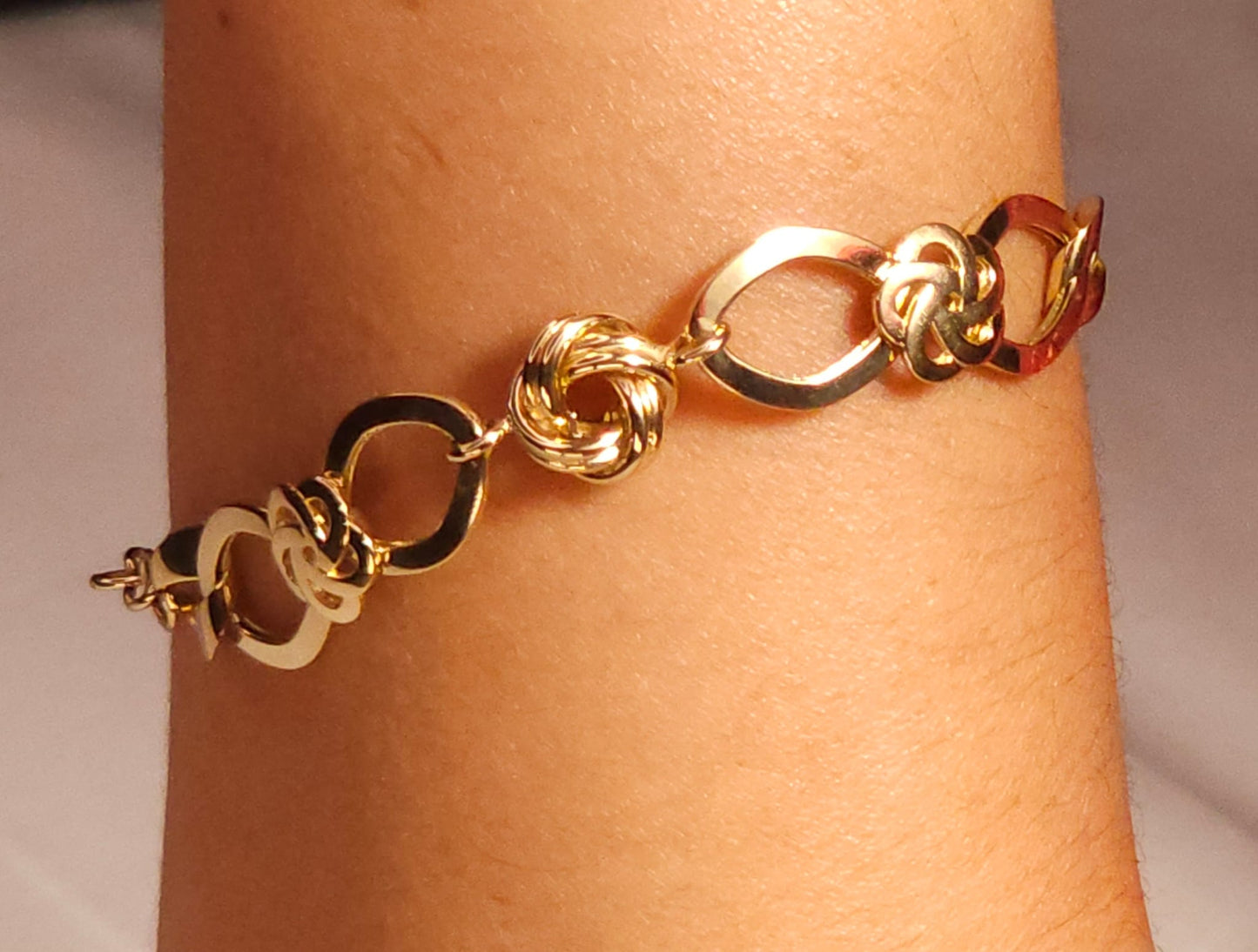 Bracelet Donatella con nudo.