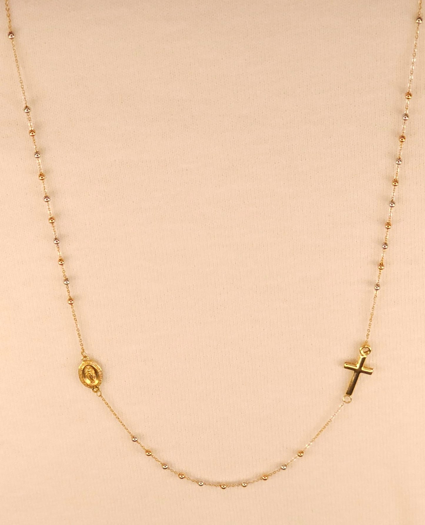 Cadena Choker Rosario Gold 3 tones.