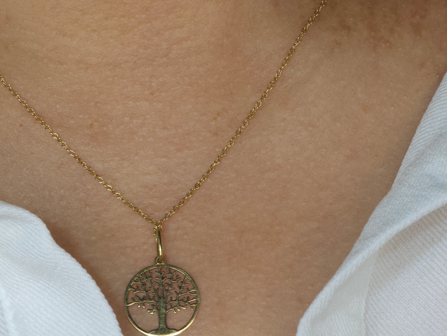 Necklace with Tree of Life pendant