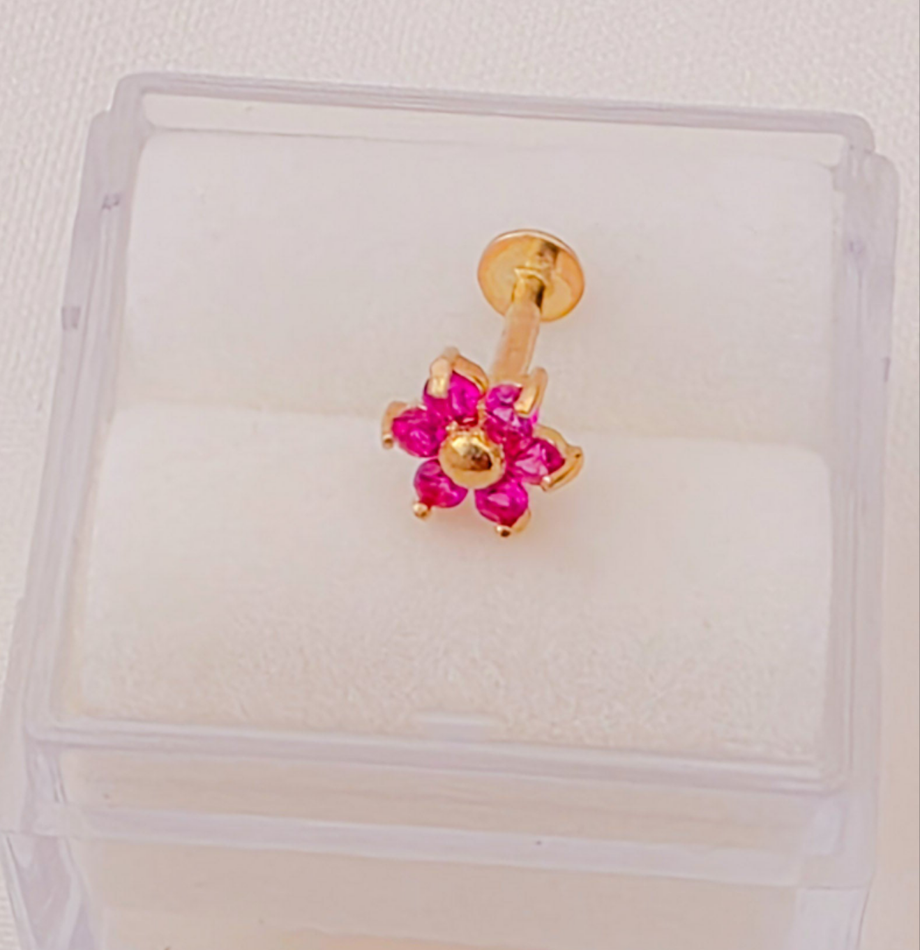 Cartilage piercing 14k gold, color ful CZ flower