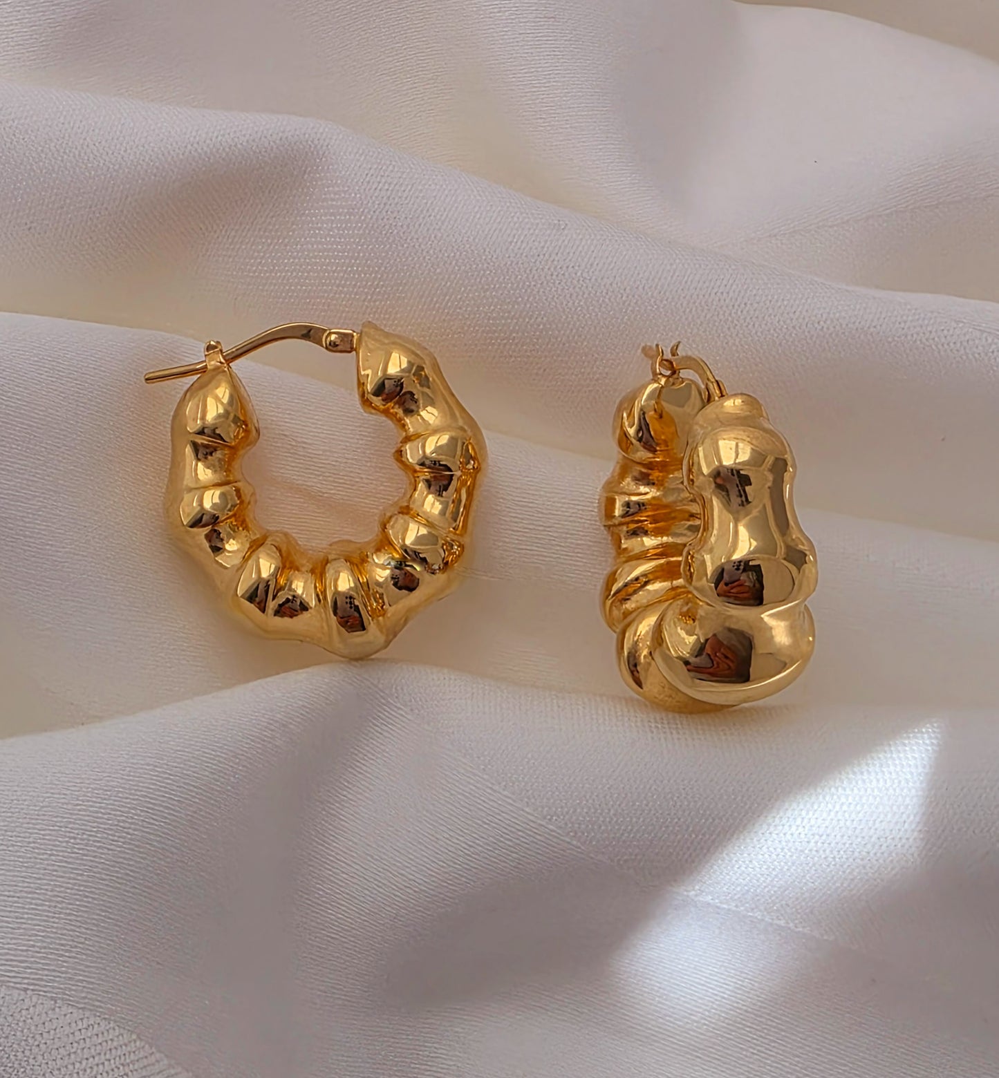 14k Gold Sculpted Chunky Hoop Earrings