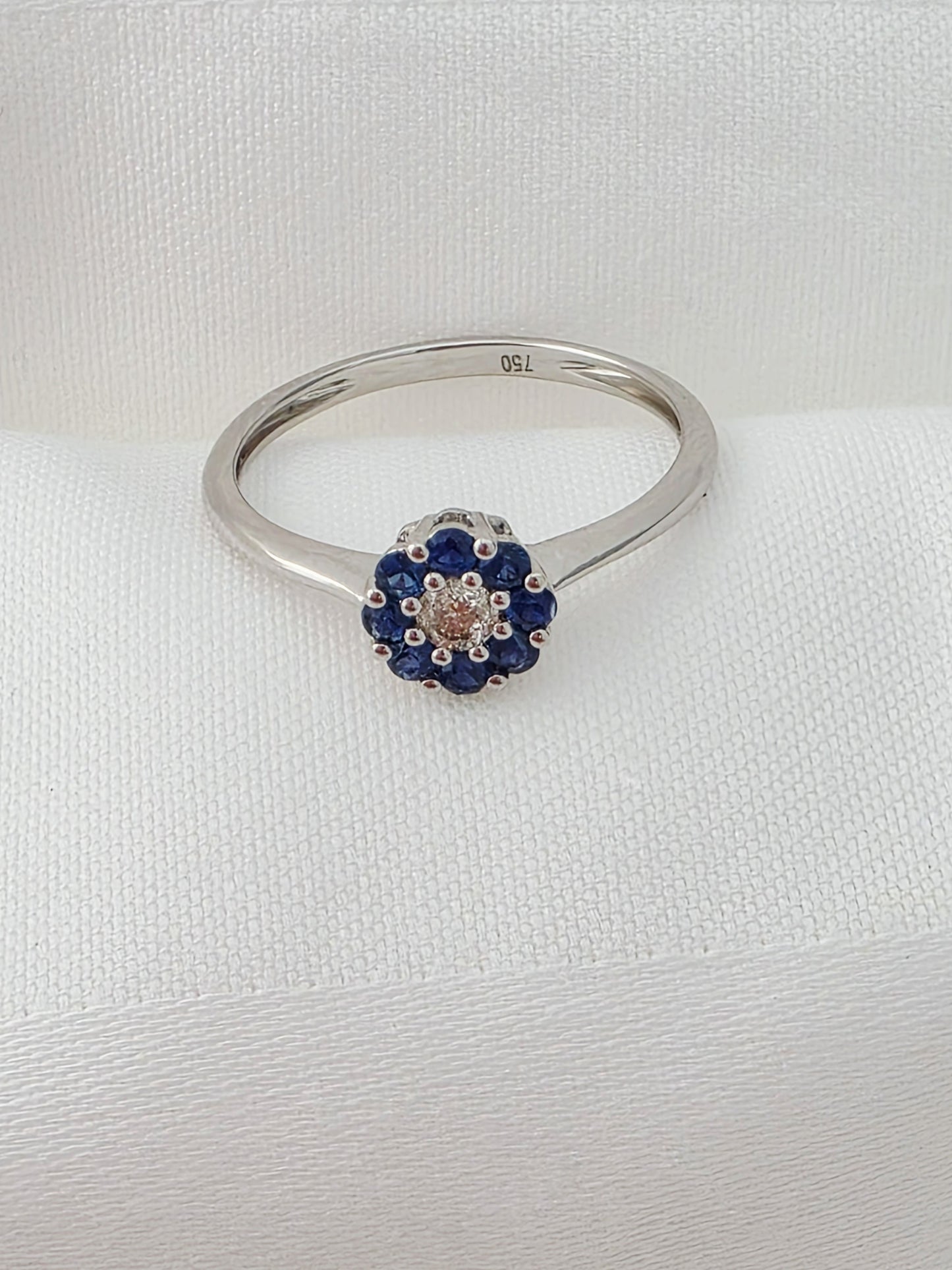 Sapphire and Diamond Flower Cluster Ring 18k gold white