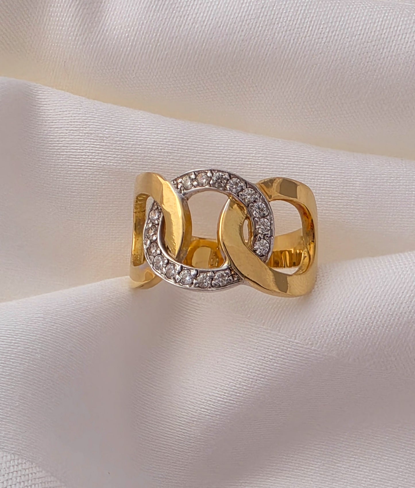 18k Ring Yellow and White gold solid Sofi oval