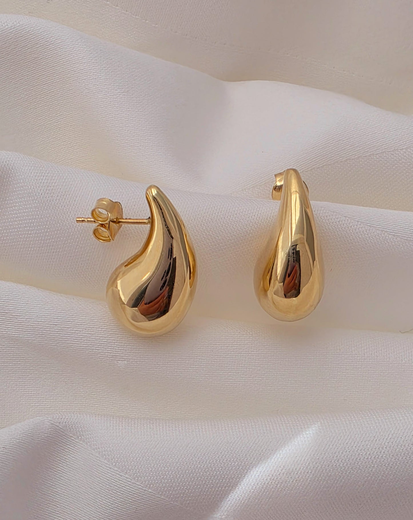 14k Gold Teardrop Statement Earrings