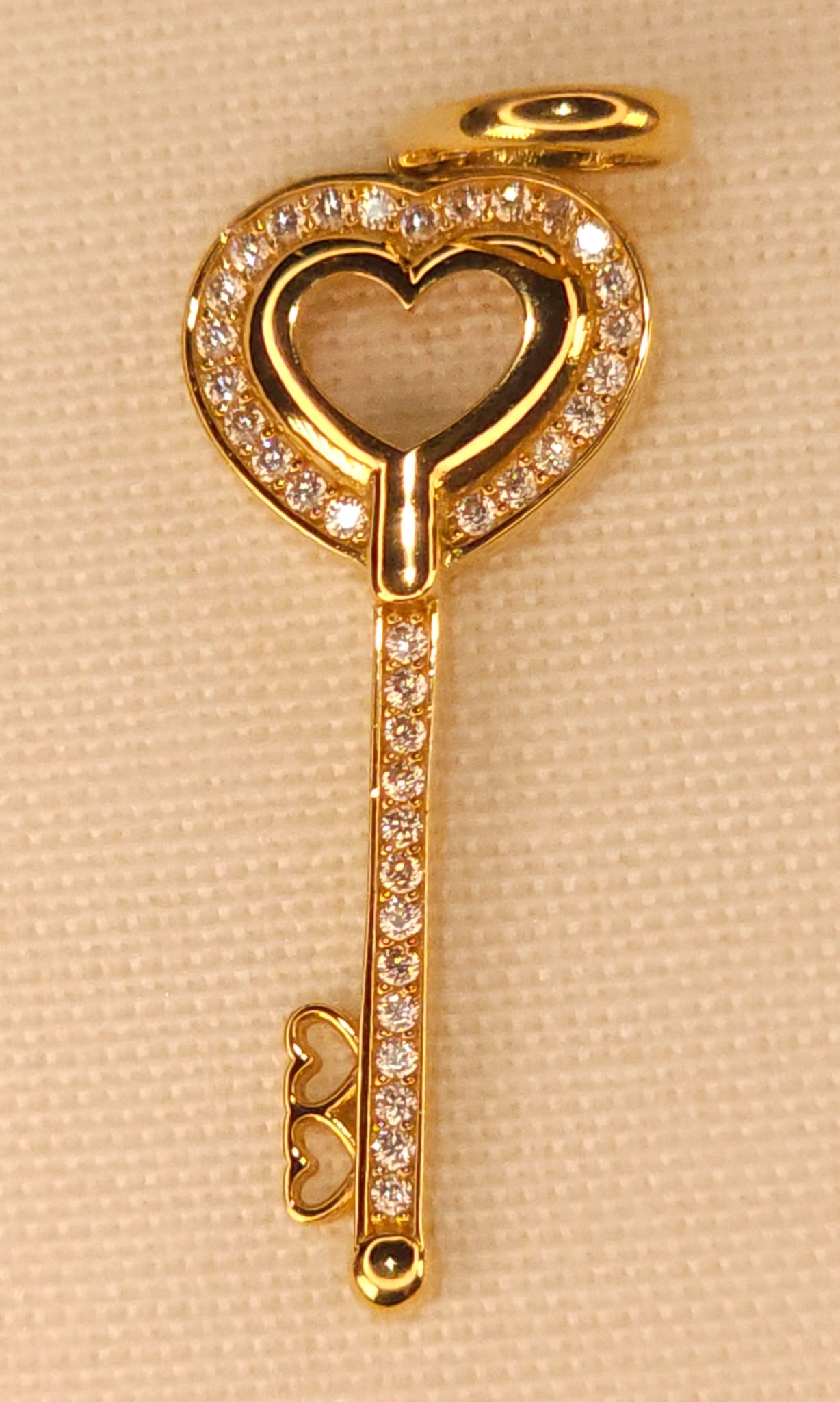 Key Cross Gold Pendant with Cristals.
