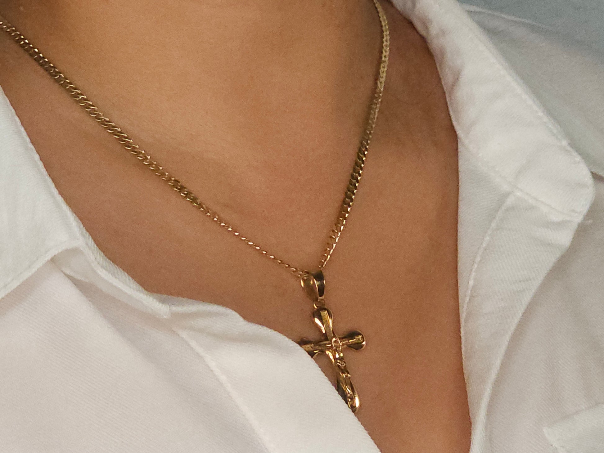 Chain sold separately.