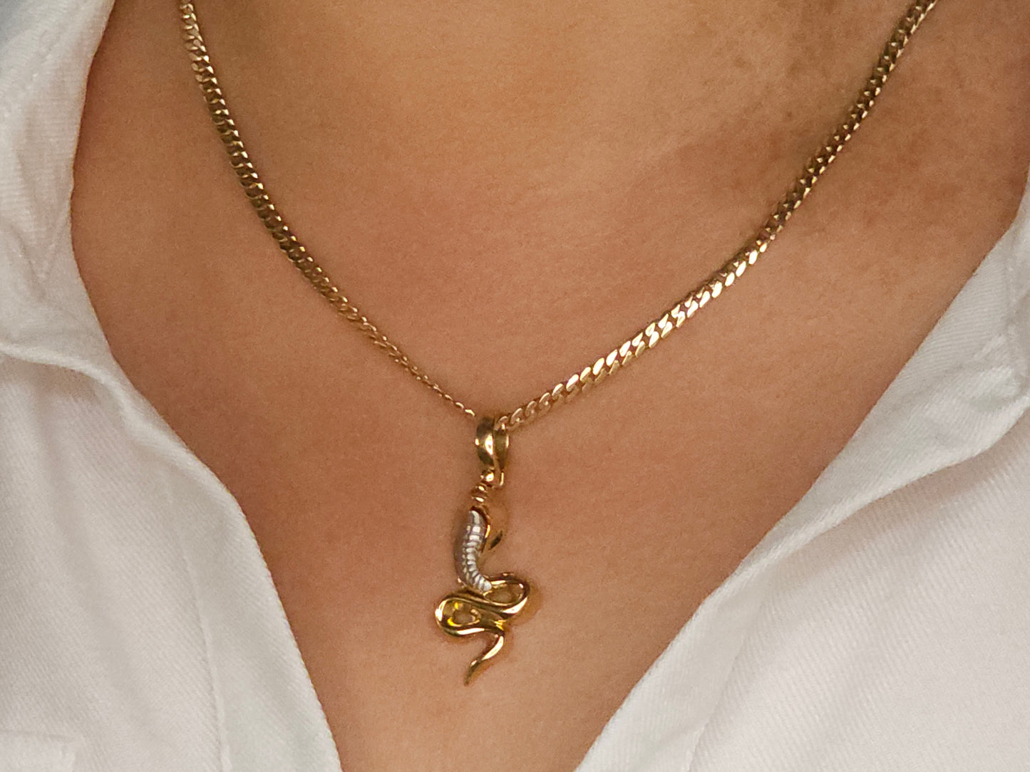 Pendant Cobra Gold 2 tone.