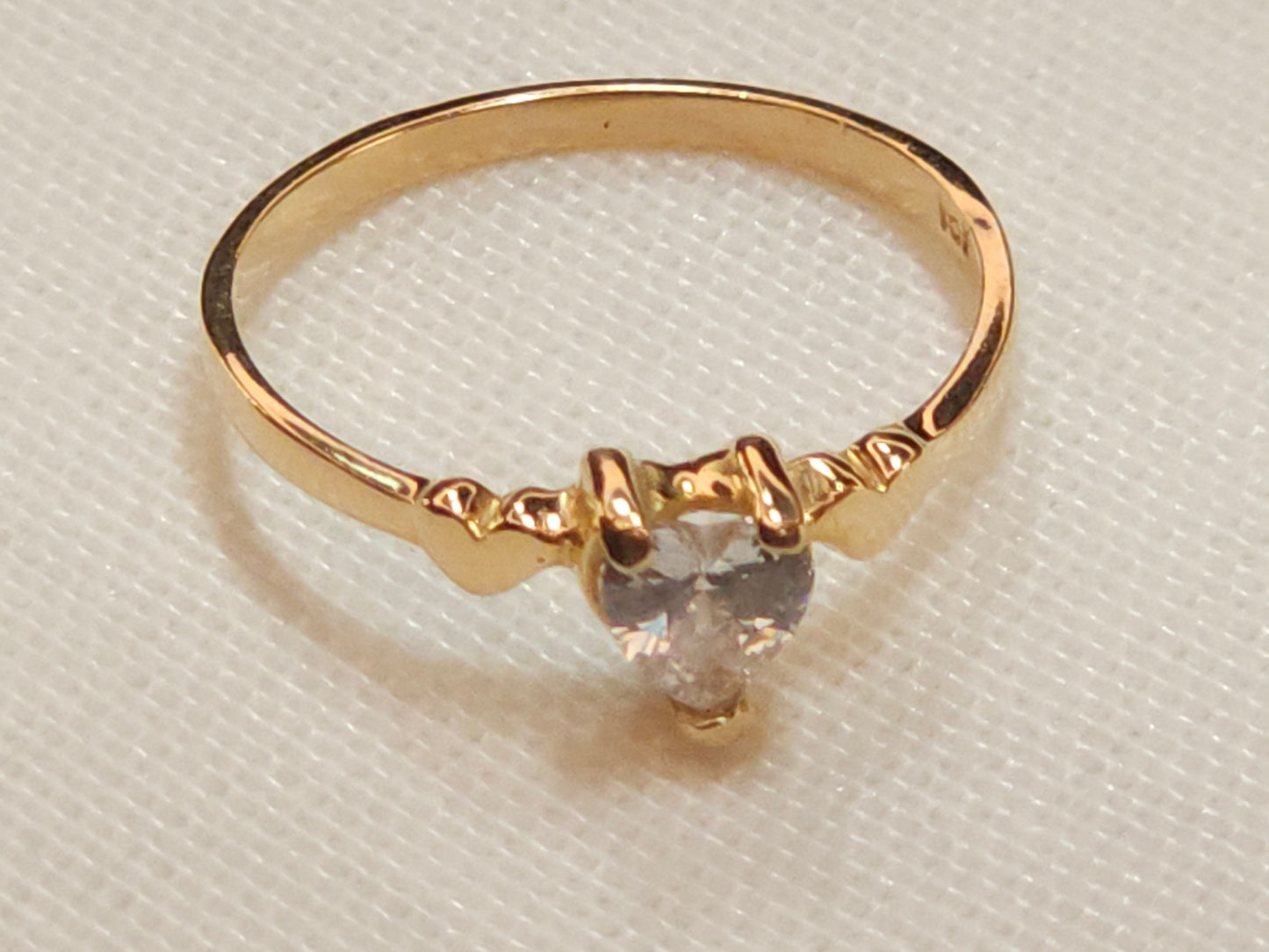 Heart Cristal Gold Ring.