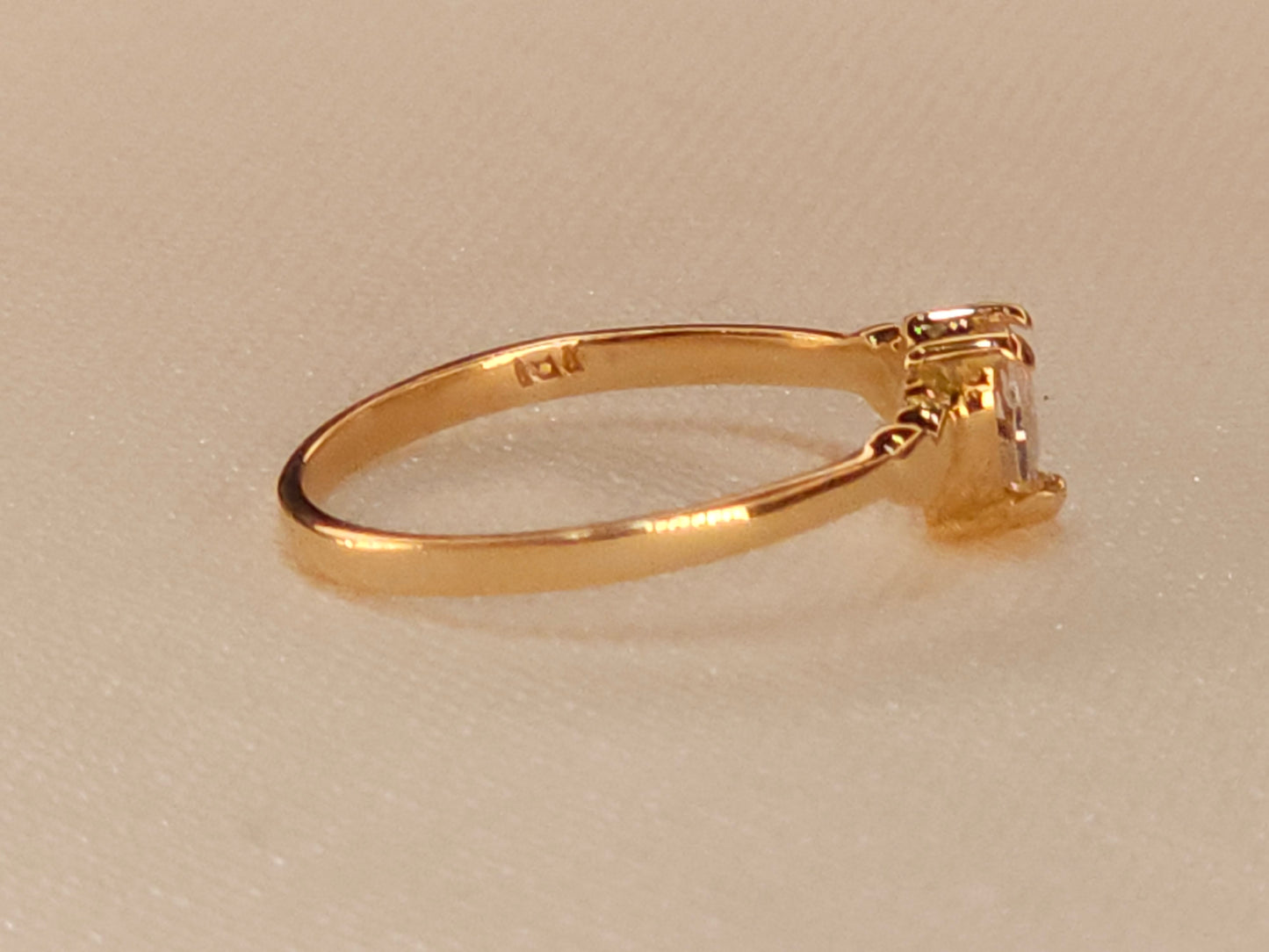 Heart Cristal Gold Ring.