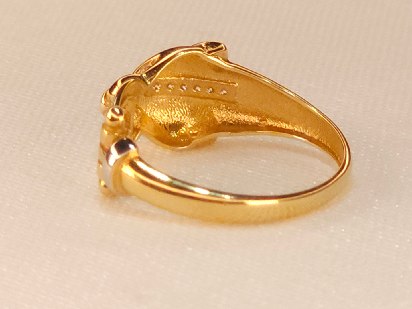 Gold Panther Ring with Crystals.