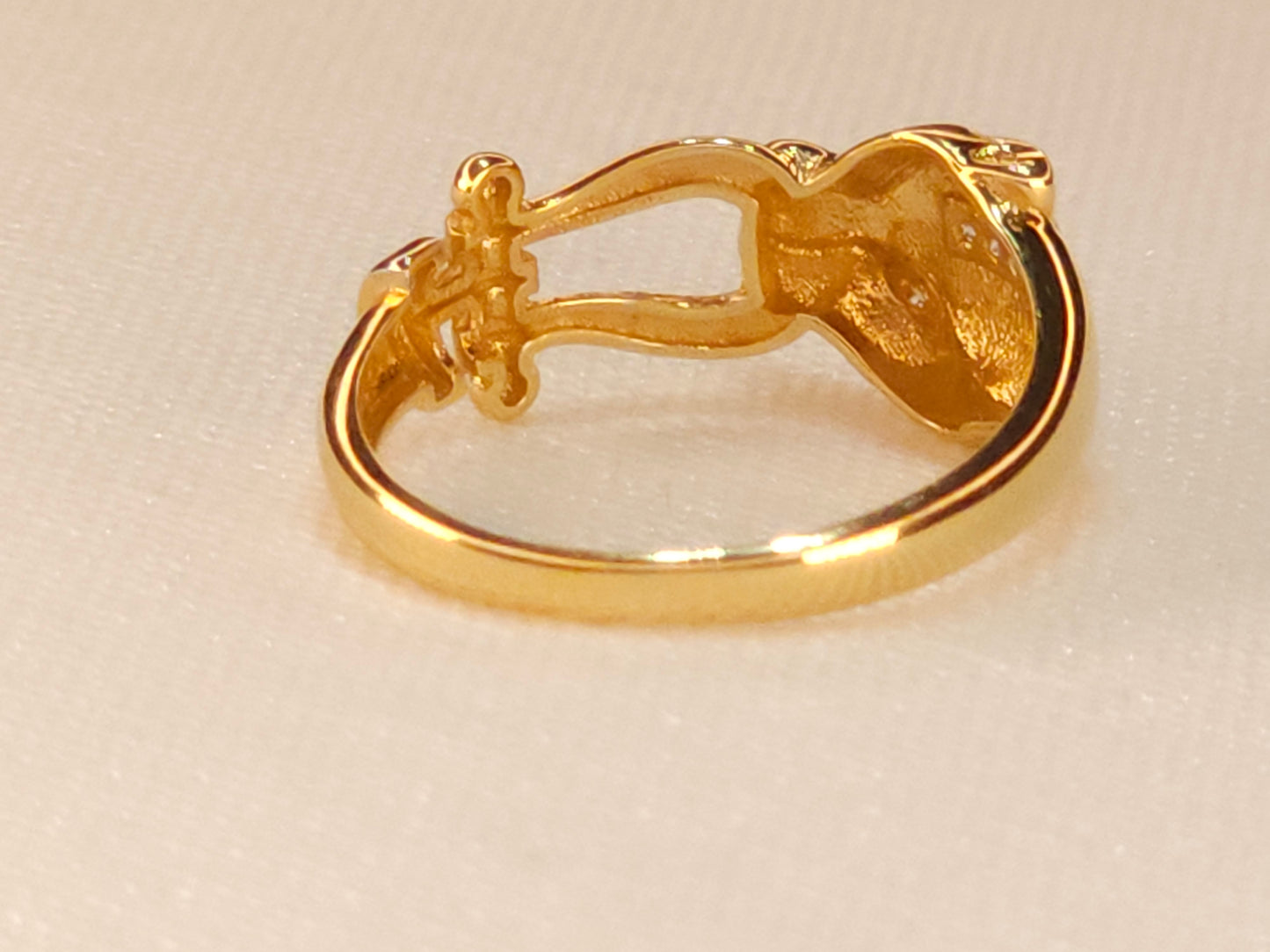 Gold Panther Ring with Crystals.