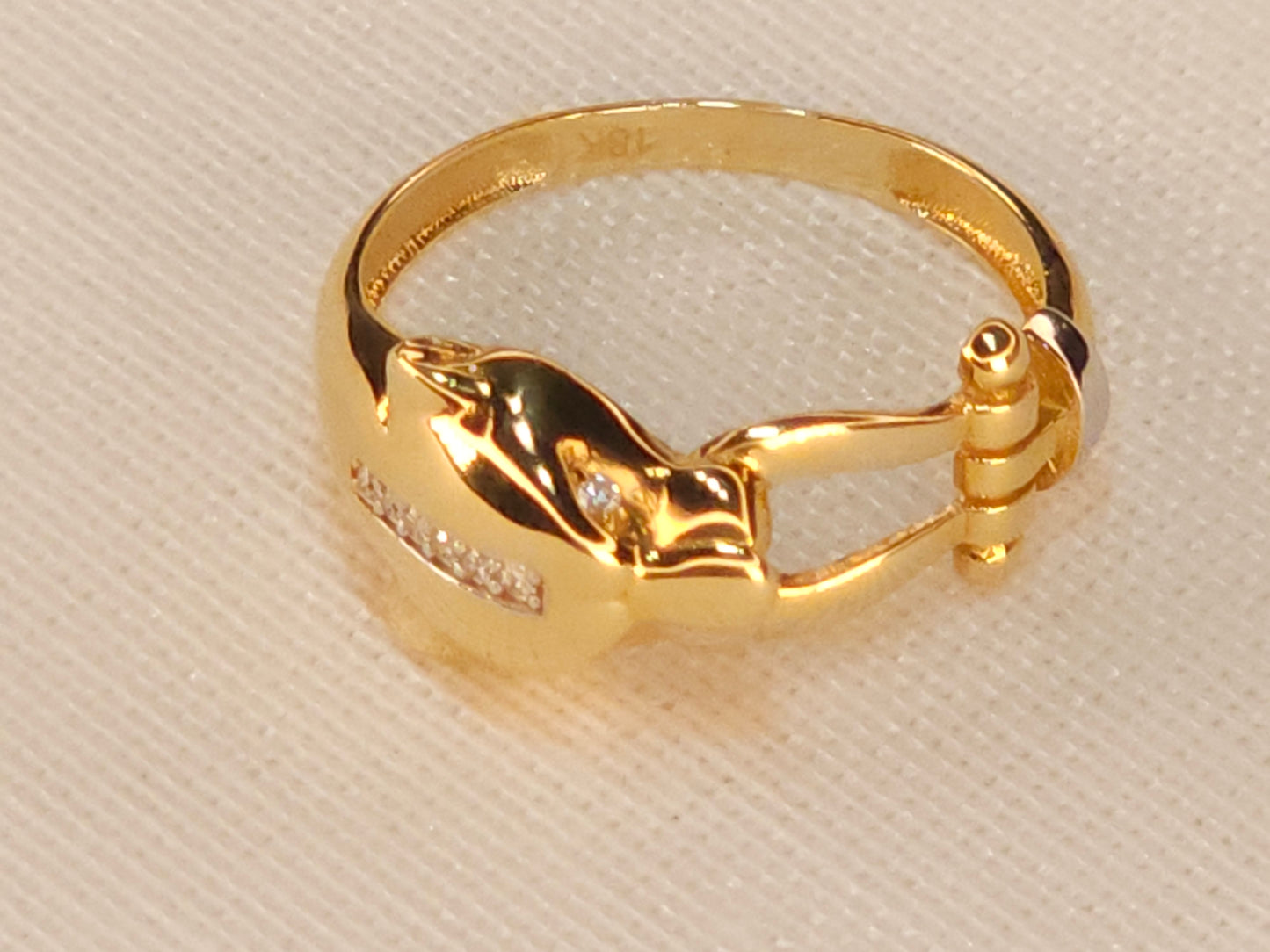 Gold Panther Ring with Crystals.