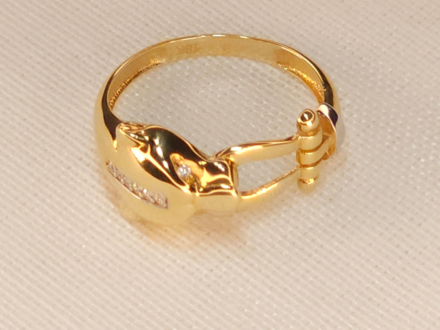 Gold Panther Ring with Crystals.