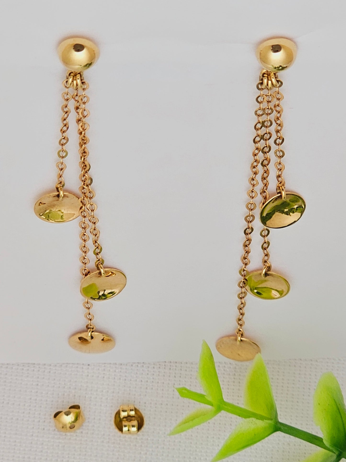 Aretes Colgantes con placas.
