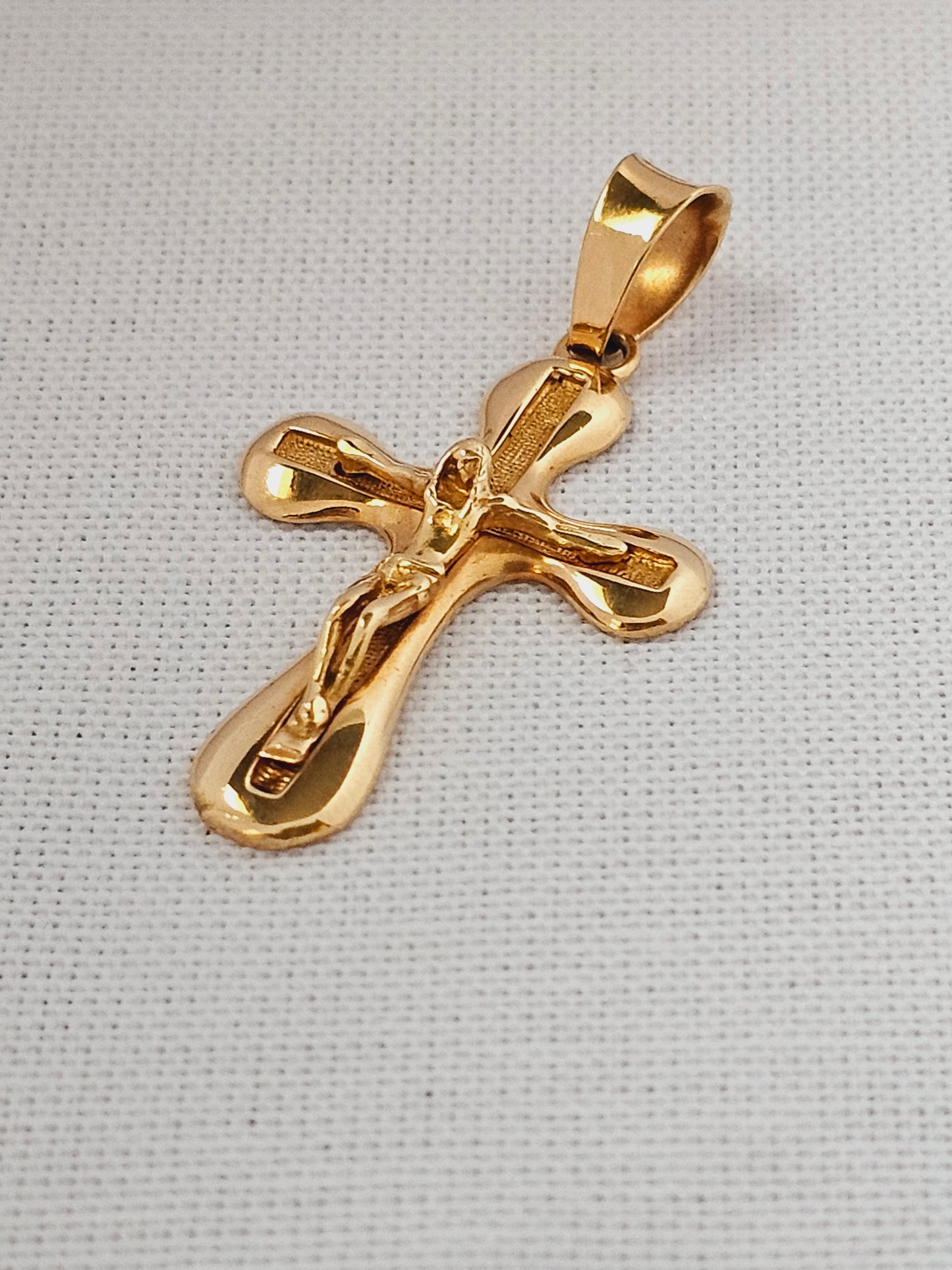 Cross Gold Pendant.