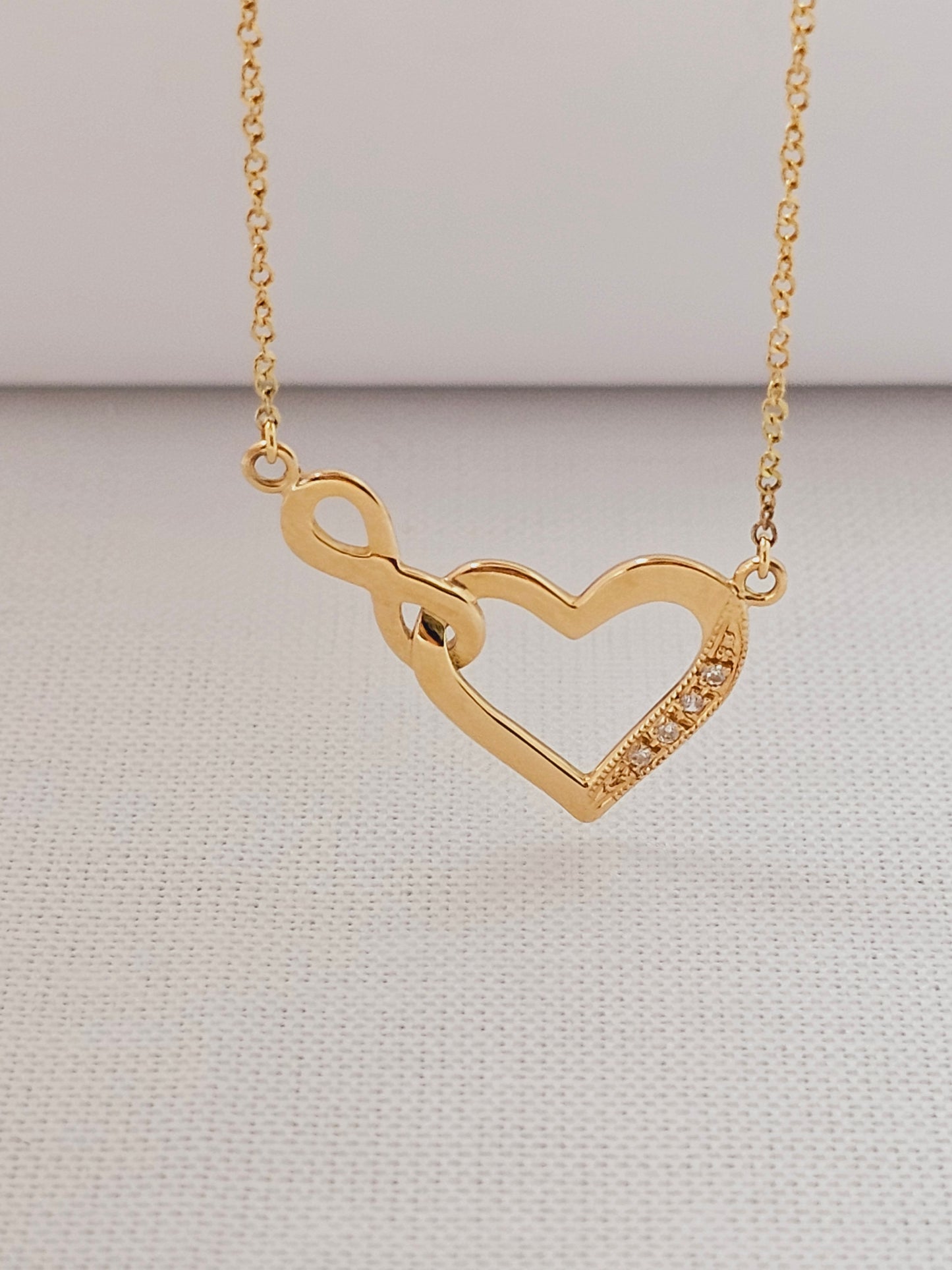 18k gold Infinit Love