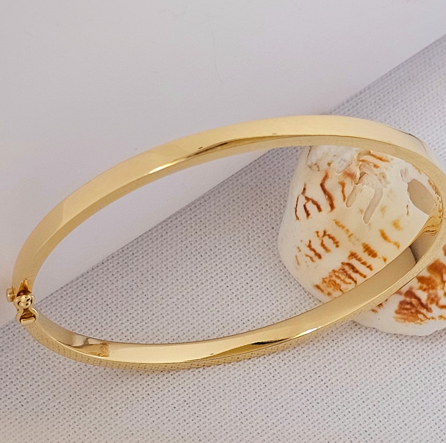 Bangle Cinta
