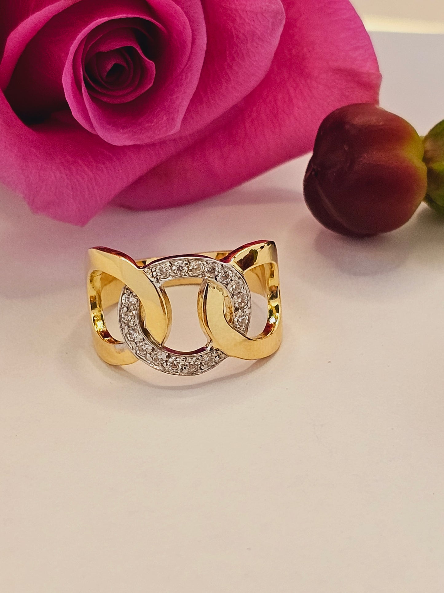 18k Ring Yellow and White gold solid Sofi oval