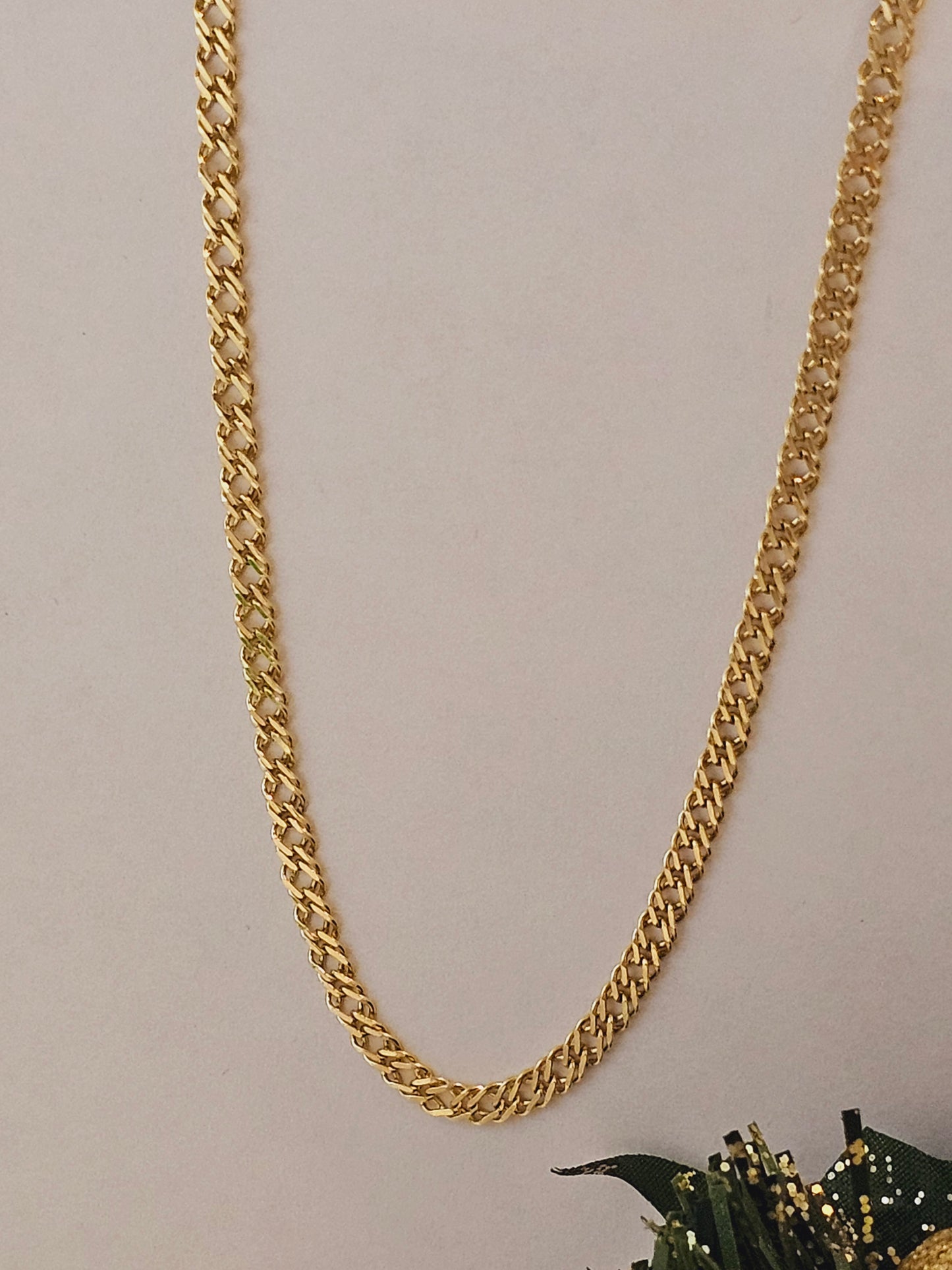 Choker Model Chain tejida gold solid 18k