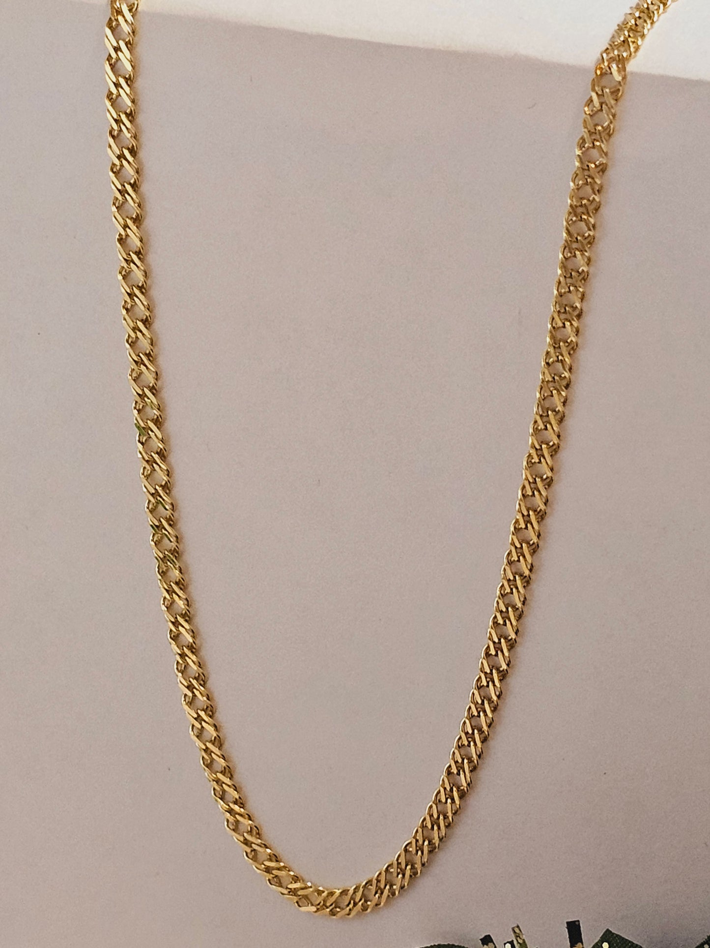 Choker Model Chain tejida gold solid 18k
