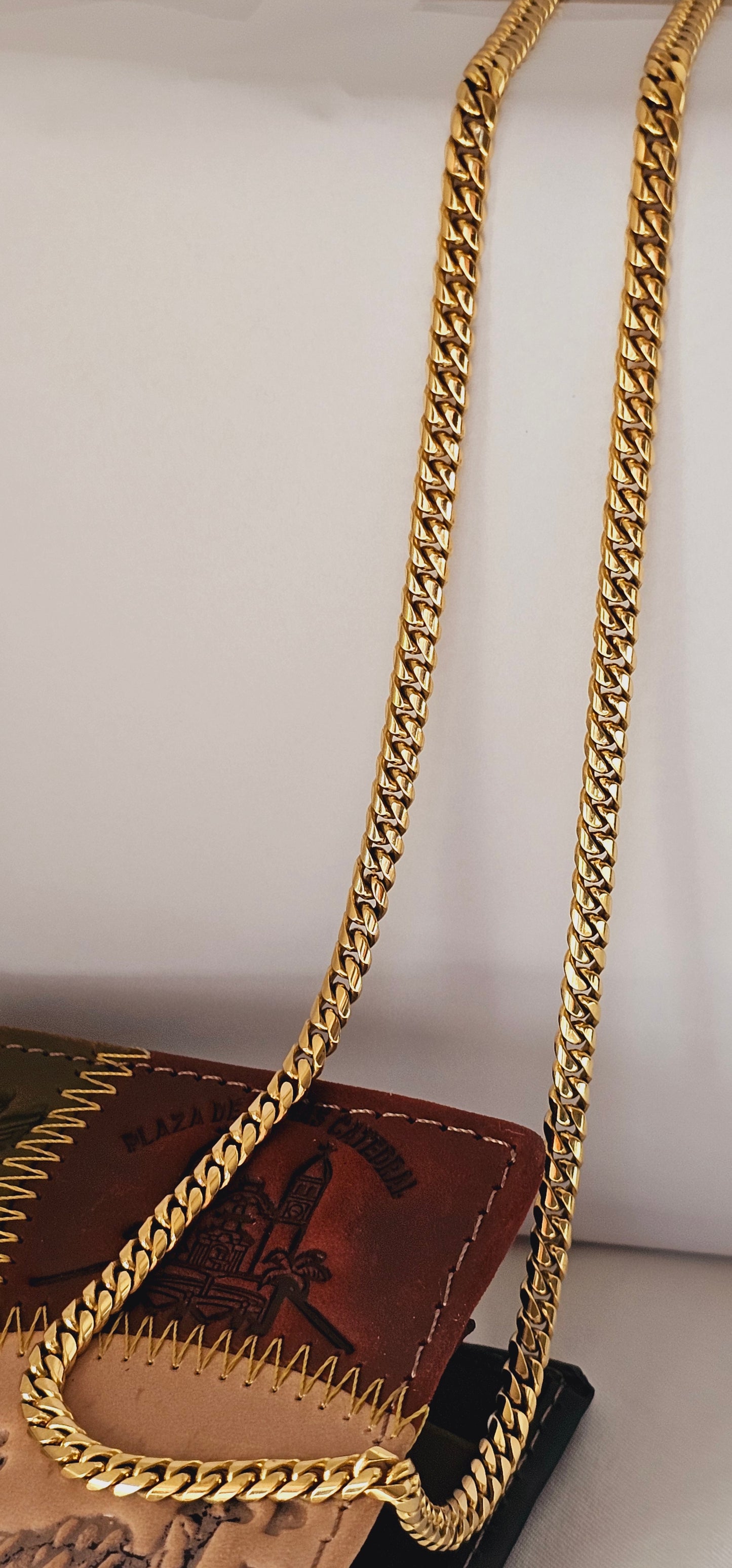 Men's Cuban chain 18k gold solid,26"