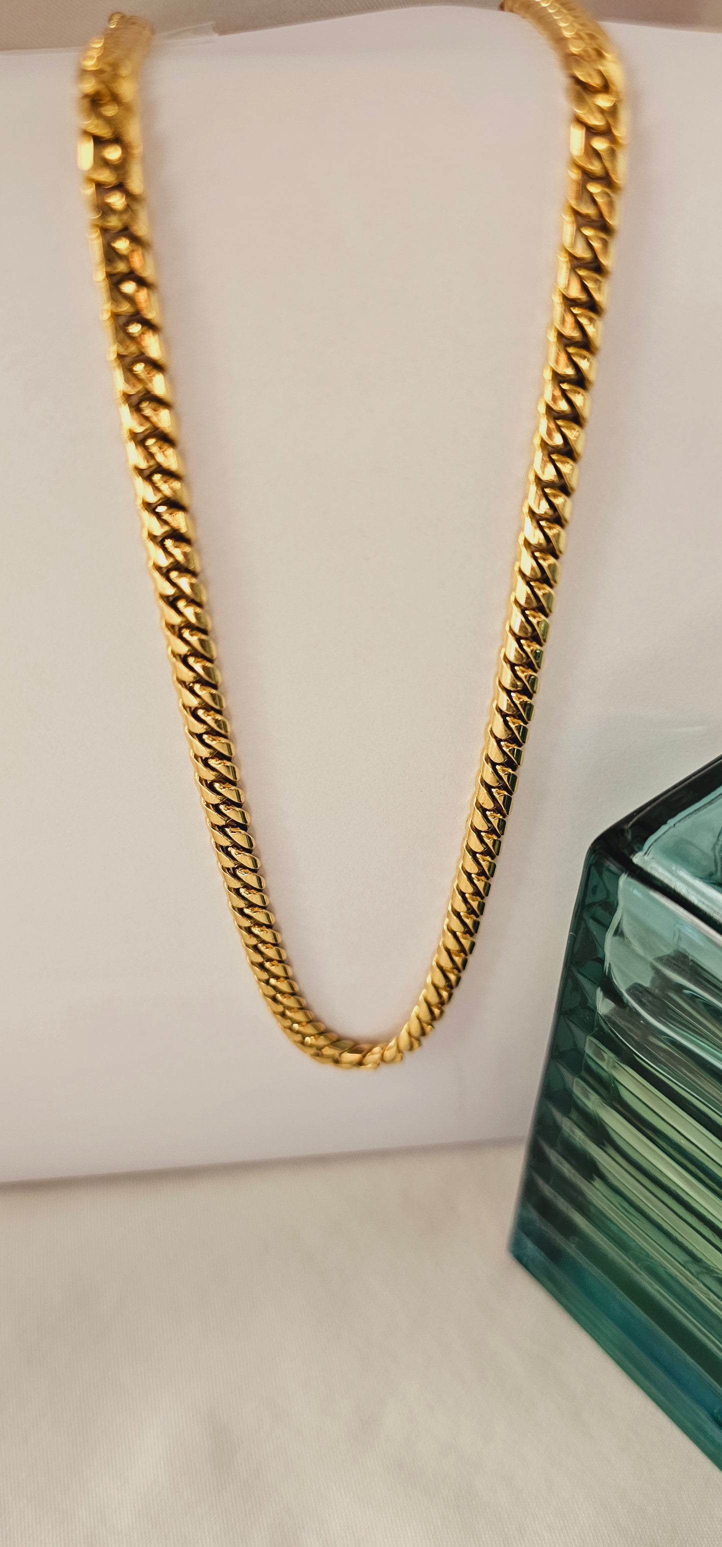 Men's Cuban chain 18k gold solid,26"