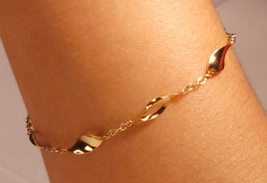 Bracelet con Hojuelas.