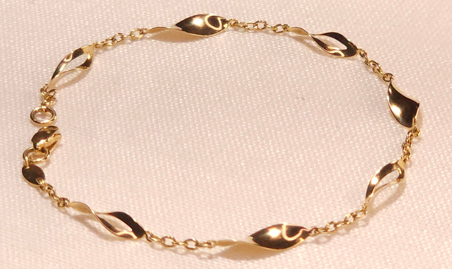 Bracelet con Hojuelas.