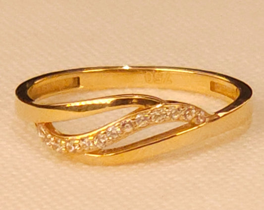 Gold Ring with Crystal Stones.