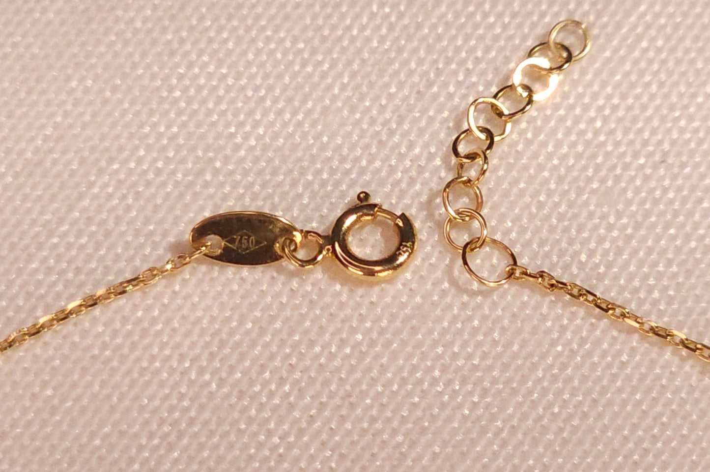 Bracelet Esferas Oro en 3 Colores.