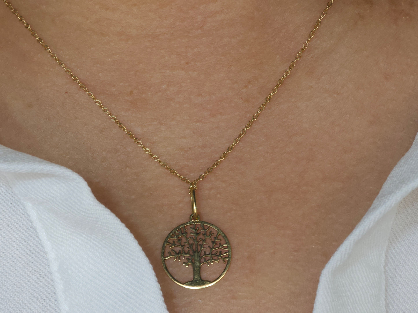 Necklace with Tree of Life pendant