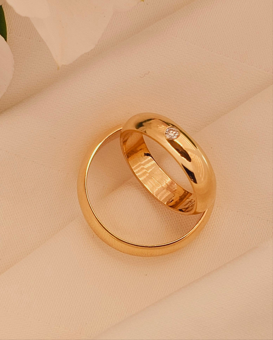18k solid gold wedding rings matrimonio set, with diamond lab.