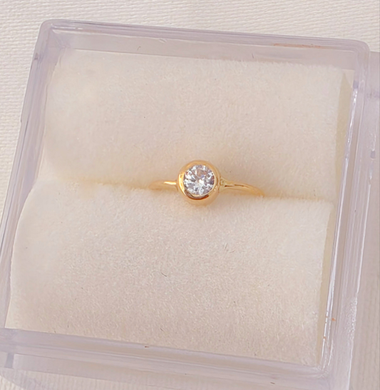 Nose ring 14k gold, 2.5mm Bezel CZ