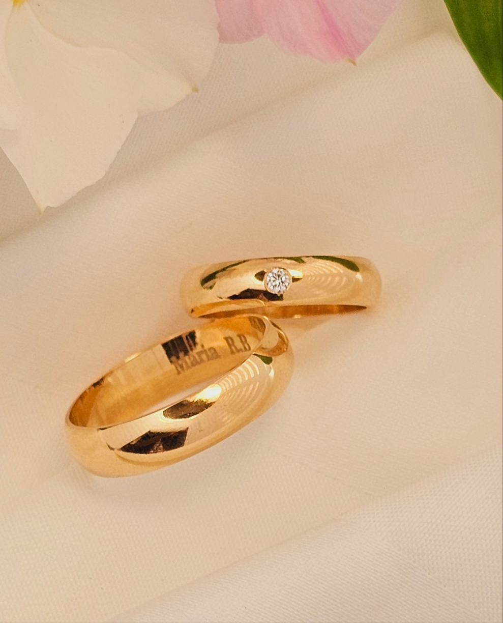 18k solid gold wedding rings matrimonio set, with diamond lab.