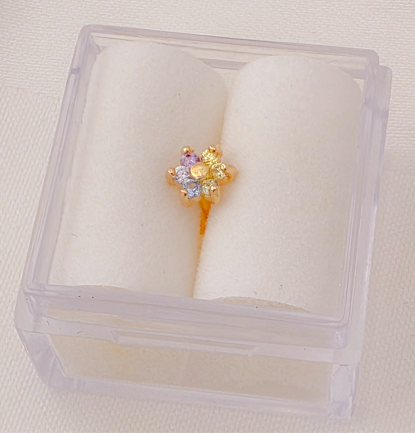 Piercing CZ flower cartilage, 14k gold