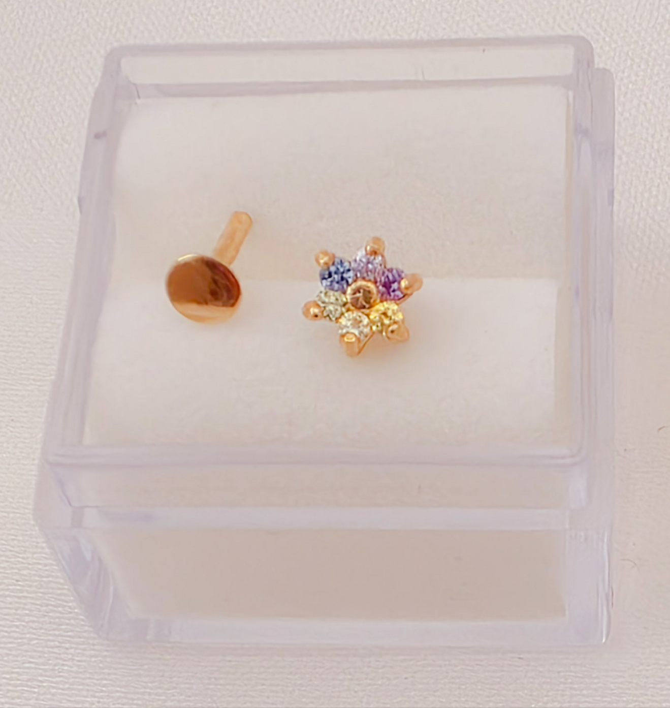 Piercing CZ flower cartilage, 14k gold