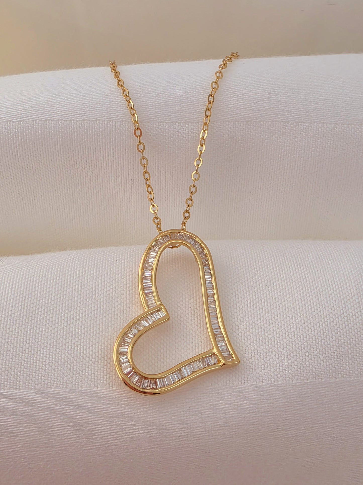 Diamond Heart Outline Pendant Necklace