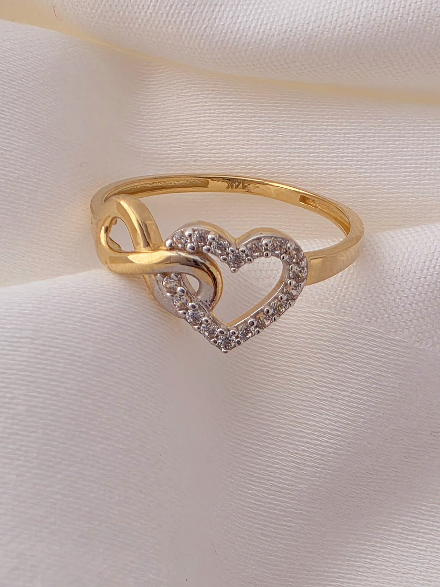 Infinity Heart Diamond Ring 14k gold