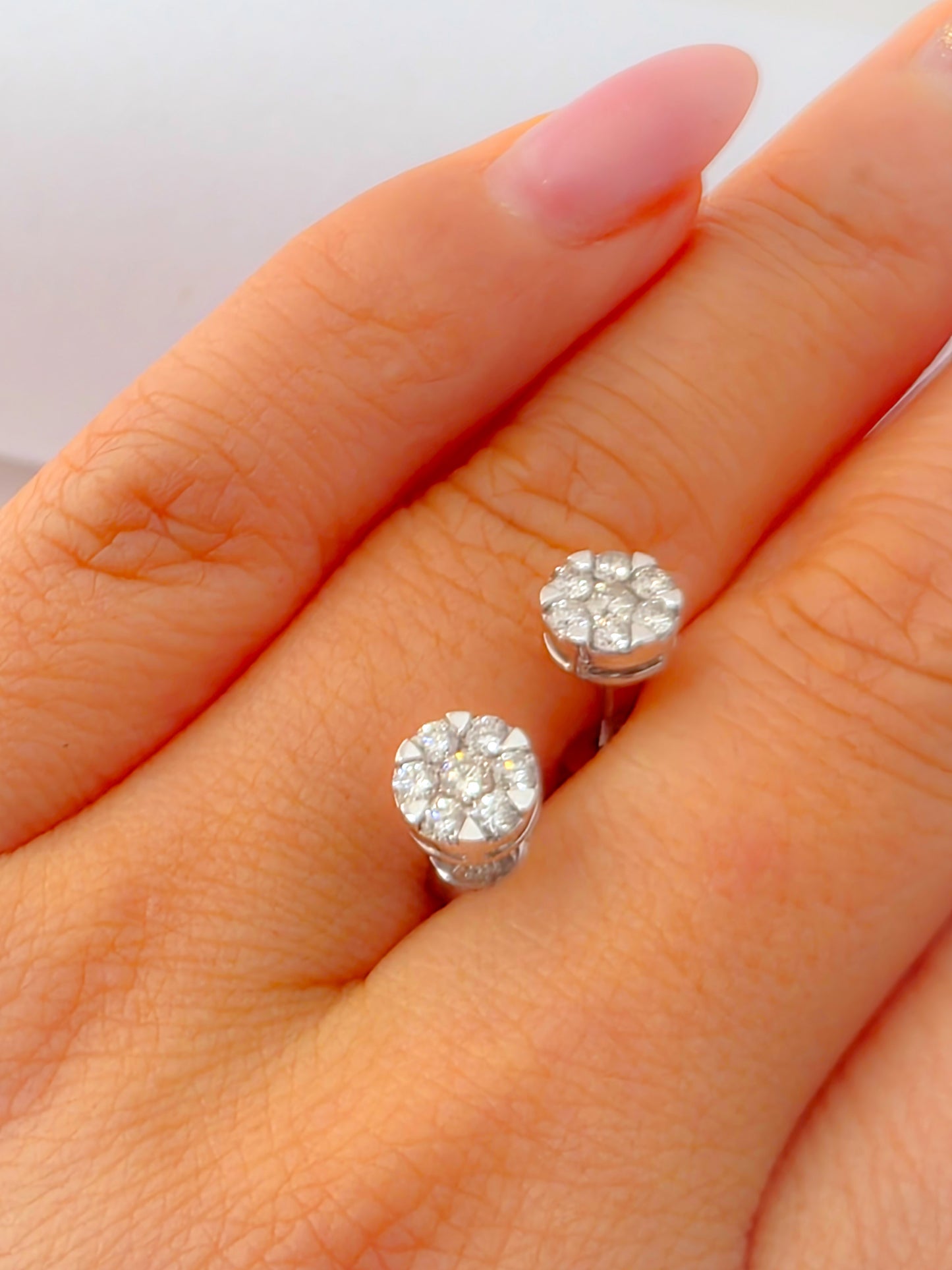 Round Diamond Cluster Stud Earrings